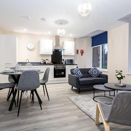 Lovely 1 Bedroom Apartment In Манчестер Екстер'єр фото