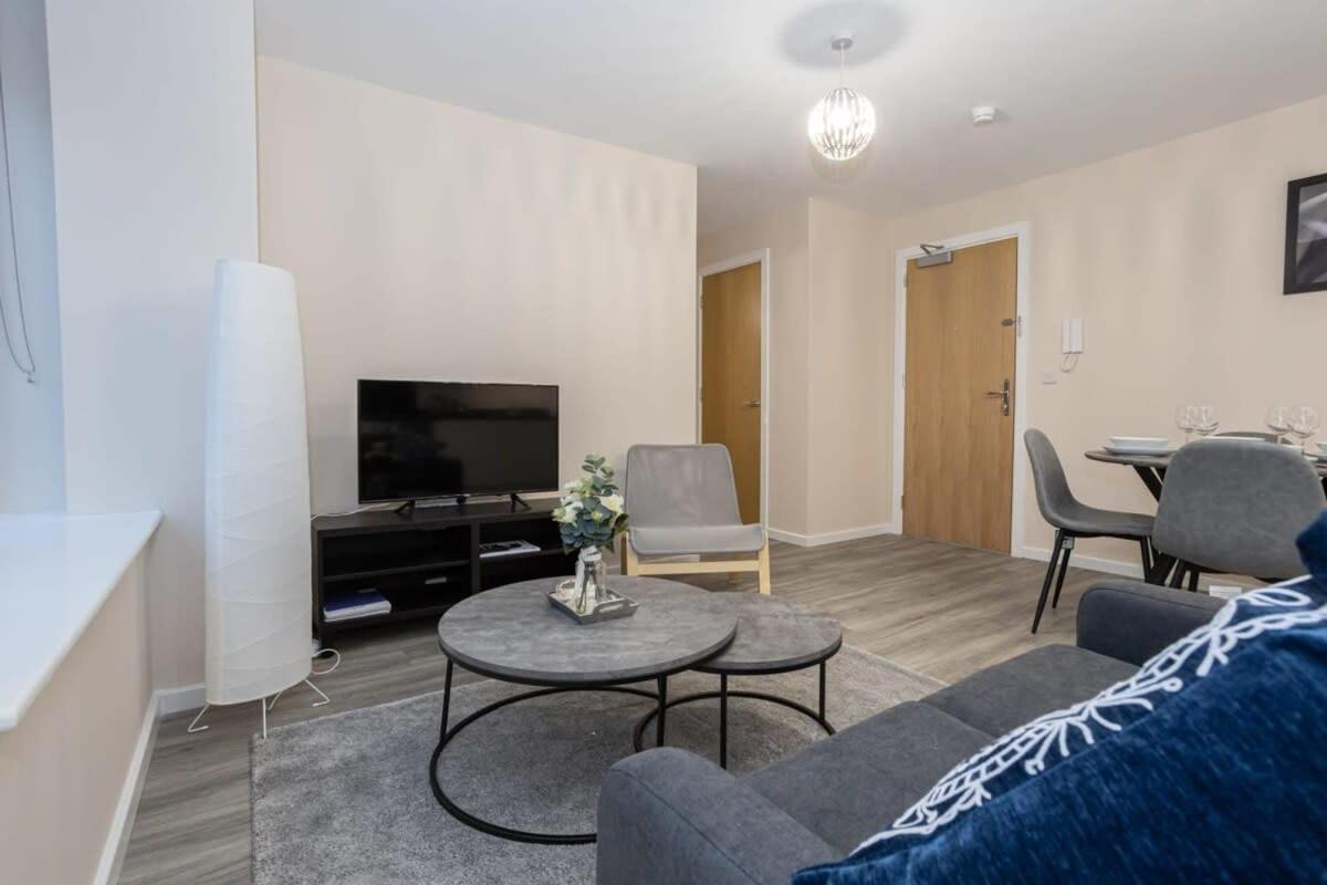 Lovely 1 Bedroom Apartment In Манчестер Екстер'єр фото