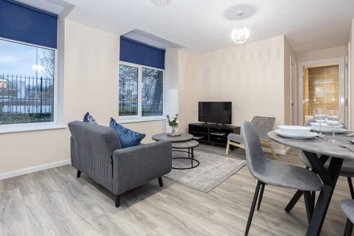 Lovely 1 Bedroom Apartment In Манчестер Екстер'єр фото